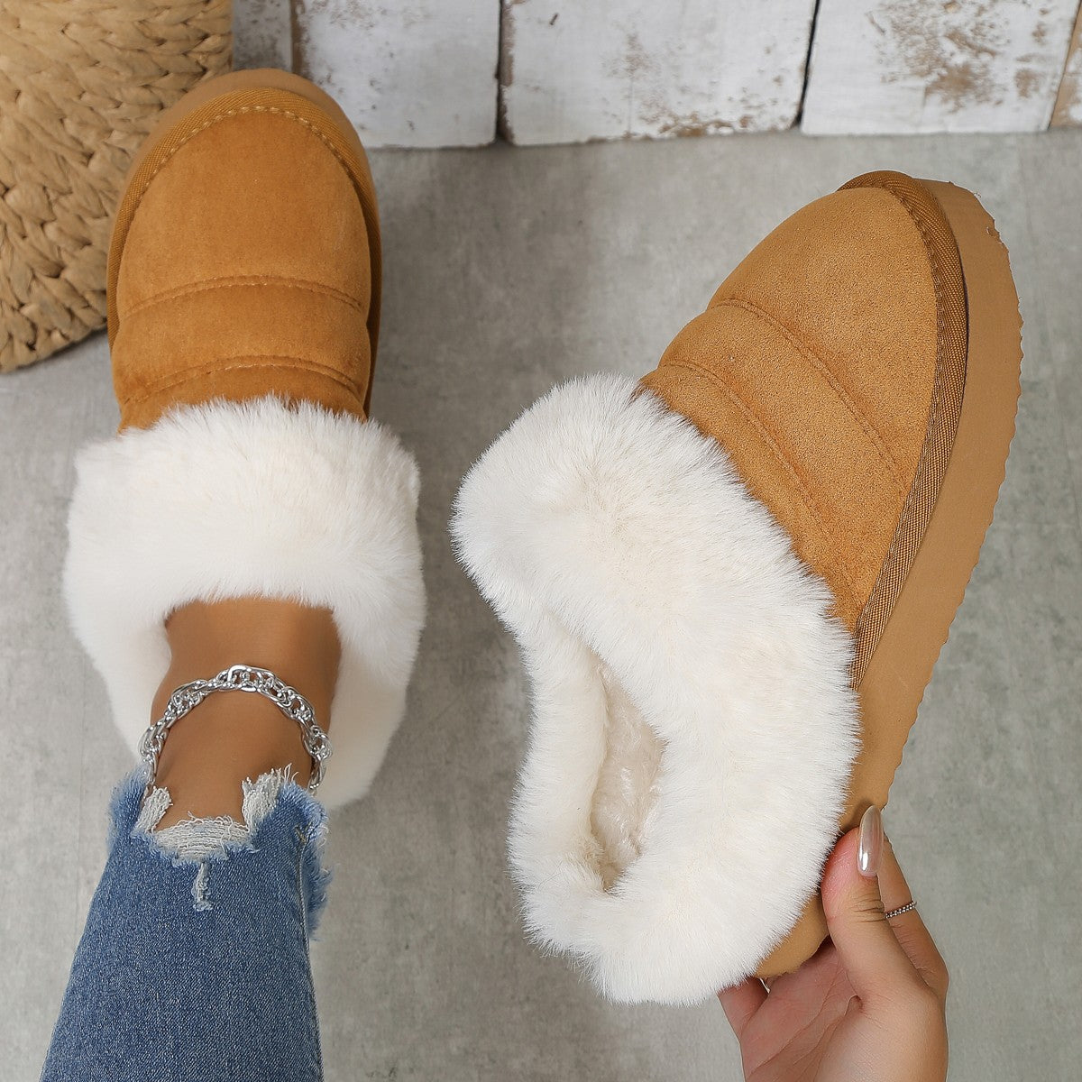 Winter Plush Slippers Home Thick-soled Warm Cotton Slippers Women Outdoor Garden Shoes - Jayariele one stop shop